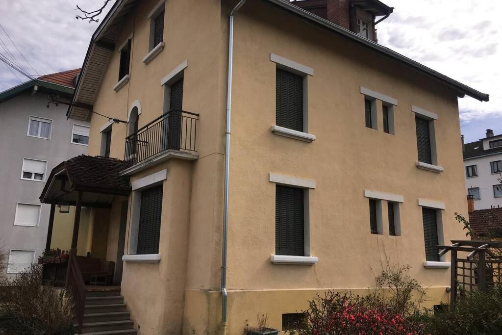 Le Catalpa - Centre Ville, Jardin & Parking! Annecy Ngoại thất bức ảnh
